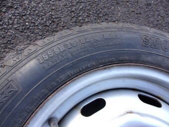 Kola VW Brouk 4x15 ET34 4x130x79 + pneu 155/15 82Q - 10