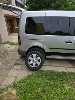 Prodám VW caddy live 1.9 tdi 77 kW ODPOČET DPH MOŽNÝ - 10