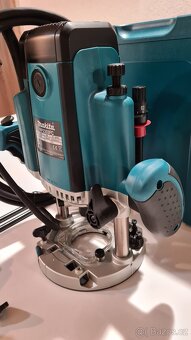 Horní frézka s regulací Makita RP2303FCX 2100W - 10