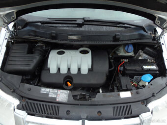 Volkswagen Sharan 2.0 TDi 7 místný - 10