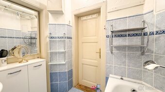 Prodej atypického bytu 4+1, 122 m2 s lodžií a šatnou, Marián - 10