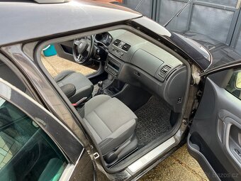 Škoda Roomster NOIRE 1.2 TSI - 10