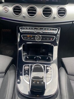 Mercedes E220d TOP STAV - 10