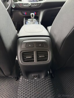 Opel Insignia OPC Line AUTOMAT 1.6TDI - 10