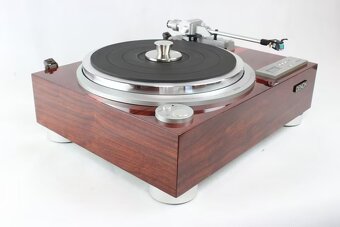 Zrenovovaný gramofon - 10