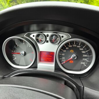 Ford Focus 1.6 TDCI 80kw, rok 2011 - 10
