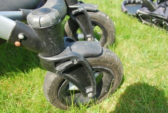 KOČÁREK TROJKOMBINACE, ZN.TAKO CAPTIVA MOHICAN - 10