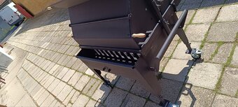 Multifunkční gril na selátko a kýtu - 10