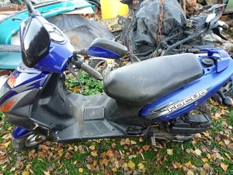 Skutr,jonway gts125,keeway - 10