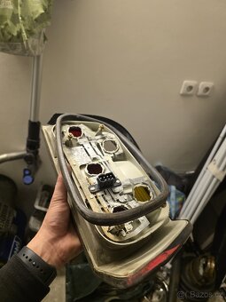 BMW e36 zbytky náhradních dílů - 10