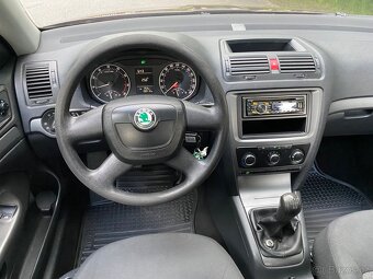 Škoda Octavia TOUR 1.6 75kw 1.majitel - 10