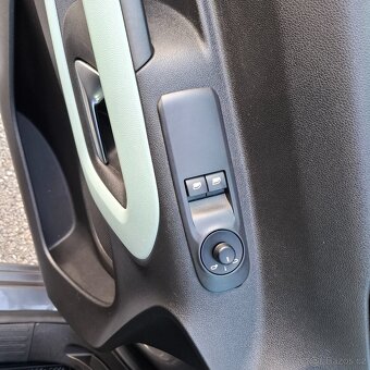 Citroën Berlingo 1,5 HDi 75 kW, nové v ČR, 1. maj. - 10