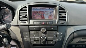 Opel Insignia 1.8i 103kW Servis,Navi - 10