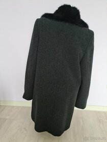 Černý kabát s kožešinou, vlna + kašmír, vel. 40 - 10
