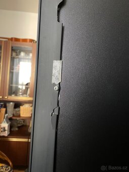 Starší šatní skříň IKEA - 10