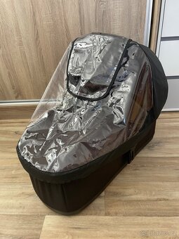 Korbička THULE + příslušenství - 10
