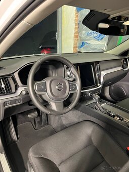 Volvo V60 2019 • odpočet DPH • doložitelné 200t.km. - 10