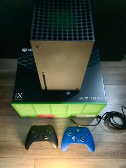 Xbox Series X 1 TB + 2 ovladače - 10