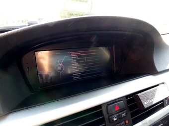 206000km BMW 330i e90 MANUÁL 190kW vybavené, nehavarované - 10