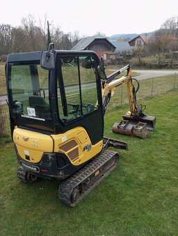 Minibagr Yanmar SV18 - 10