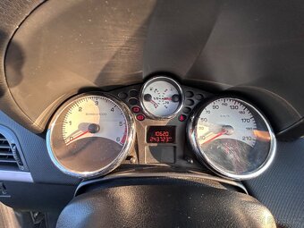 Peugeot 207cc - 10