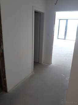 3+kk 98m2, terasa 77m2, skl.kóje 10m2 - 10
