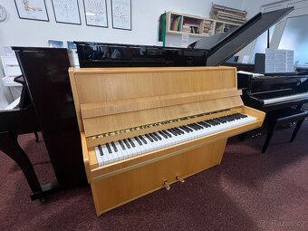 Menší piano May - Berlín se zárukou 2 roky, doprava zdarma. - 10