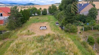 Prodej pozemku 2 000 m², Charvátce u Loun - 10