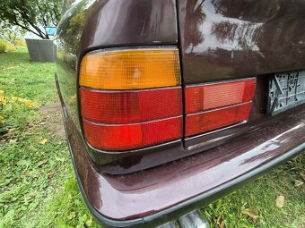Dily z auta  sedan e34 bmw - 10