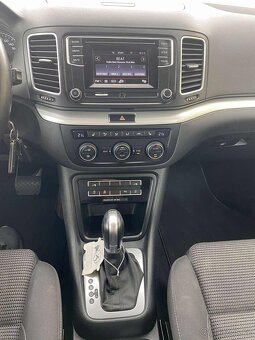 Volkswagen Sharan DSG 05/2018 7 míst - 10