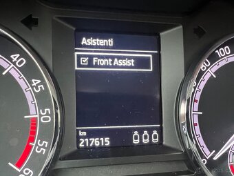 Škoda Octavia kombi 2.0TDI DSG 110kw NAVI ACC 2019 - 10