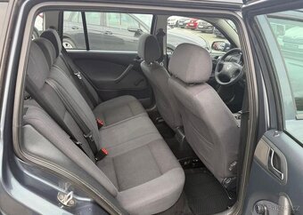Škoda Octavia 1.6i TOUR benzín manuál 75 kw - 10