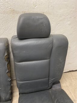 ŠKODA FELICIA 1994-2001 - ZADNÍ KOŽENÉ SEDAČKY A TAPECIRUNKY - 10