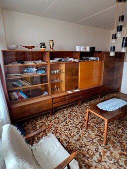 Nábytek a vybavení z 60. a 70. let - 10