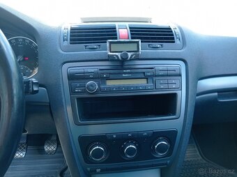 ŠKODA OCTAVIA II 1.6 MPI + LPG – spolehlivé, s levným - 10