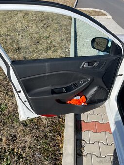 Hyundai i20 1.2 5MT - 10