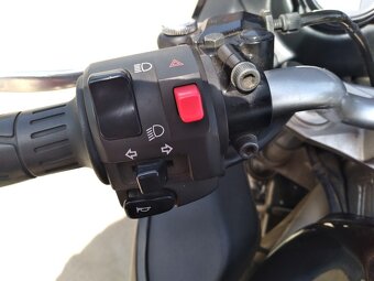KAWASAKI ER6-F - 10