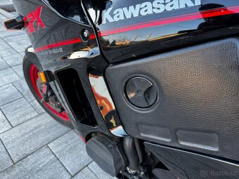 Kawasaki GPX500R - 10