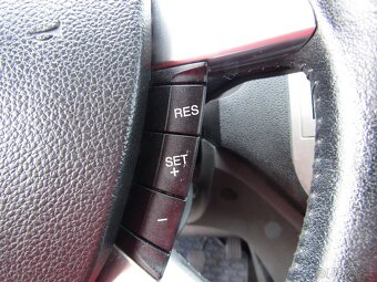Ford Kuga 2.0TDCI , 100 kW nafta, 2008 - 10