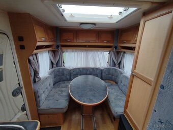 LMC 525 - r.v. 2005, předstan, WC, 4 osoby, STK , 100km/h - 10