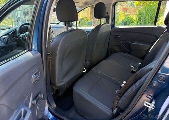 Dacia Sandero 1,0 SCe Top stav 1 Maj. Tažné benzín - 10