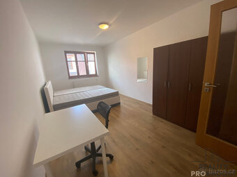 PRONÁJEM BYTU 2+1 80 m2 V HISTORICKÉM CENTRU OLOMOUCE, ul. O - 10