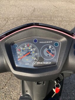 Peugeut Kisbee 50 edice Pink - 10