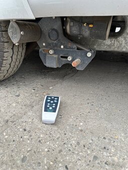 Prodám karavan přívěs Burstner r.v. 2011 - 10