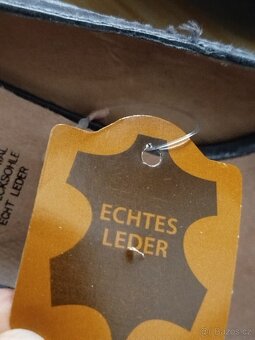 Nové šedé kožené lodičky, velikost 42 - 10