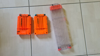 Nerf Pistole Elite Mega Mastodont a další - 10