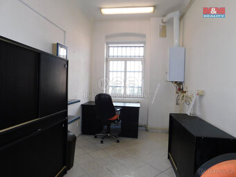 Pronájem obchod a služby, 75 m², Cheb, ul. Mánesova - 10