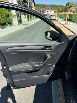 Volkswagen T-Roc - 6/2018, 81 425 km - 10
