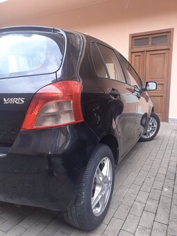 Toyota Yaris 2007 - 10