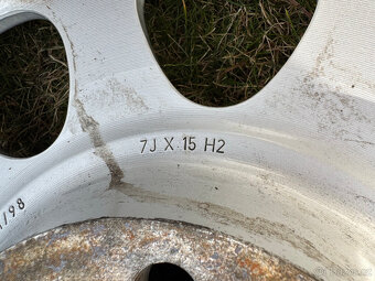 Alu disky BMW 15" 4 kusy original - TOP stav - 10